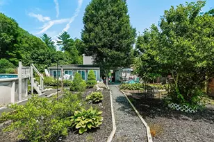 134 Bismark St, New Bedford, MA 02745 - Photo 29