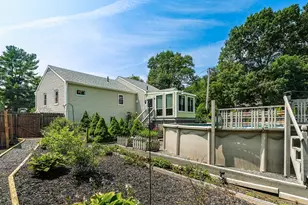 134 Bismark St, New Bedford, MA 02745 - Photo 5