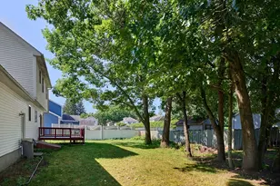 28 Admiral St, Easthampton, MA 01027 - Photo 23