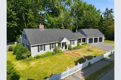 3 Sprague Rd, Wellesley, MA 02482 - Photo 23