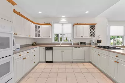 14 Glenneagle Dr, Mashpee, MA 02649 - Photo 11