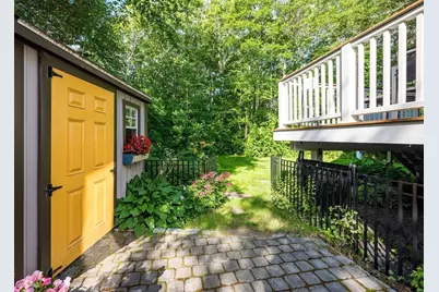 104 Fir St, Fairhaven, MA 02719 - Photo 33