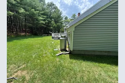18 Silver Lake Dr, Kingston, MA 02364 - Photo 5