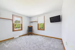 8 Cotuit Rd, Taunton, MA 02718 - Photo 15