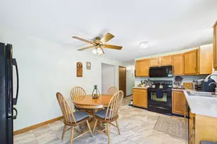 8 Cotuit Rd, Taunton, MA 02718 - Photo 11