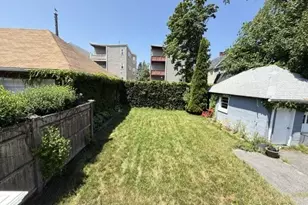 59 Marion St, Medford, MA 02155 - Photo 17