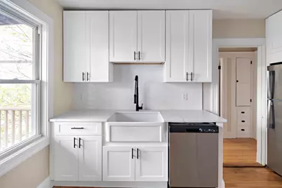 23 Thelma Rd #3, Boston, MA 02122 - Photo 5