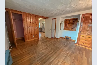 32 Oliver St, Lowell, MA 01854 - Photo 7