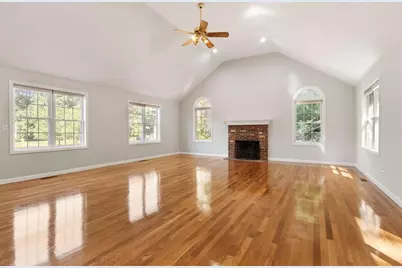 15 Marks Way, Maynard, MA 01754 - Photo 9