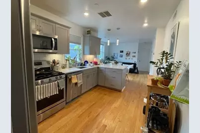 6 Beech St #3, Cambridge, MA 02140 - Photo 3