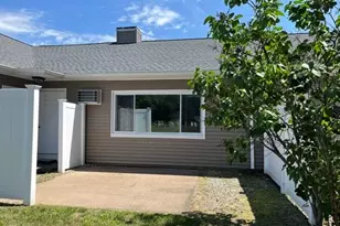 180 Applewood Dr, Chicopee, MA 01022 - Photo 33