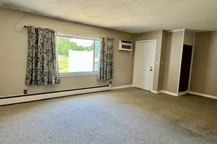 180 Applewood Dr, Chicopee, MA 01022 - Photo 15