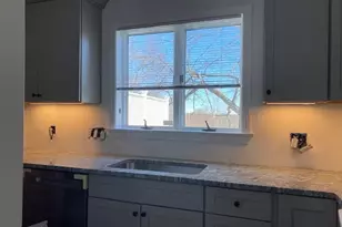 181 Salem St, Woburn, MA 01801 - Photo 3