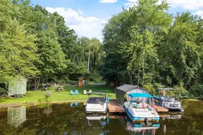 878 Flat Hill Rd, Lunenburg, MA 01462 - Photo 11
