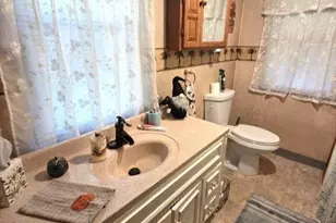 878 Flat Hill Rd, Lunenburg, MA 01462 - Photo 23