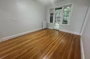 35 Mount Hood, Boston, MA 02435 - Photo 7