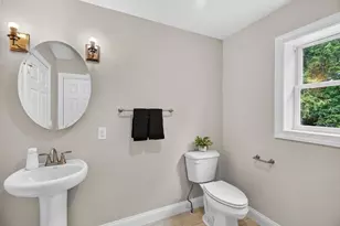 74 West St, Hatfield, MA 01088 - Photo 27