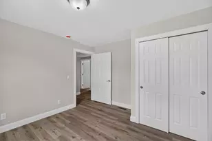 74 West St, Hatfield, MA 01088 - Photo 9