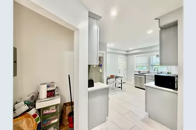 305 Washington St #1, Quincy, MA 02169 - Photo 25