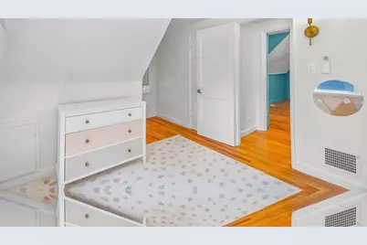 567 Poplar Street, Boston, MA 02131 - Photo 29