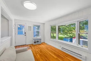 567 Poplar St, Boston, MA 02131 - Photo 19