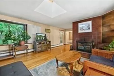 577 Grove, Worcester, MA 01605 - Photo 11