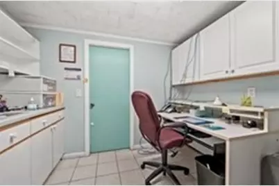 577 Grove, Worcester, MA 01605 - Photo 23
