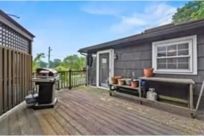 577 Grove, Worcester, MA 01605 - Photo 3
