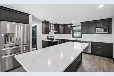 6 Susan Cir, Carver, MA 02330 - Photo 7