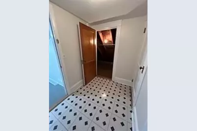 11 Edgewood St #3, Worcester, MA 01602 - Photo 13