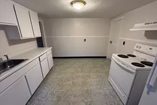 11 Edgewood St, Worcester, MA 01602 - Photo 7