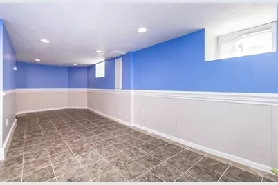 33 Brookings St, Medford, MA 02155 - Photo 27