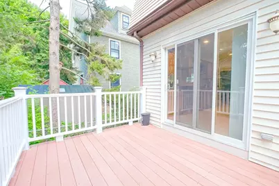 33 Brookings St, Medford, MA 02155 - Photo 9