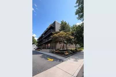 24 Highland #22, Cambridge, MA 02139 - Photo 9