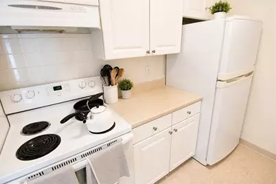 80 Pleasant #22, Brookline, MA 02446 - Photo 5