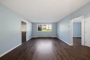 121 Bailey St, Worcester, MA 01602 - Photo 7