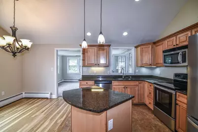 14 Centerville Dr, Salem, NH 03079 - Photo 3