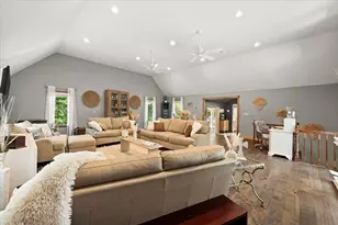 107 Doctor Braley, Freetown, MA 02717 - Photo 23