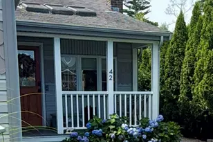 42 Crystal Lake Dr, Carver, MA 02330 - Photo 9