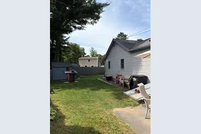 42 Crystal Lake Dr, Carver, MA 02330 - Photo 5