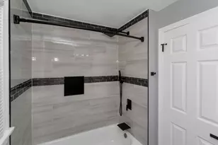 1988 Wilbraham Rd, Springfield, MA 01129 - Photo 25