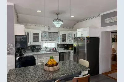91 South St, Fitchburg, MA 01420 - Photo 1