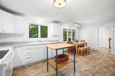 24 Faunce Mountain Rd, Sandwich, MA 02563 - Photo 9
