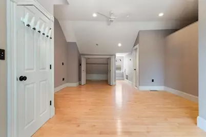 58 G St, Boston, MA 02127 - Photo 21