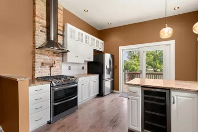 58 G St, Boston, MA 02127 - Photo 3