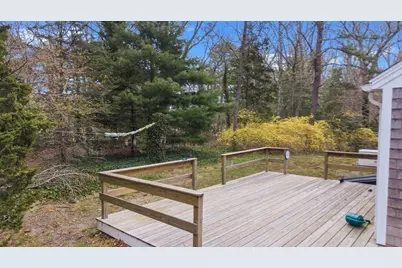 84 Hinckley Cir, Barnstable, MA 02655 - Photo 31