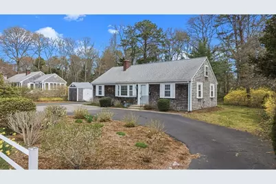 84 Hinckley Cir, Barnstable, MA 02655 - Photo 1