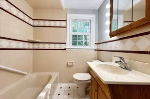 84 Hinckley Cir, Barnstable, MA 02655 - Photo 15