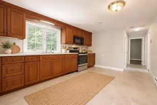 84 Hinckley Cir, Barnstable, MA 02655 - Photo 13