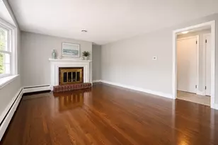 84 Hinckley Cir, Barnstable, MA 02655 - Photo 9